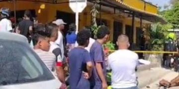 Asesinan a joven de 18 años frente a una ferretería en el barrio Lipaya