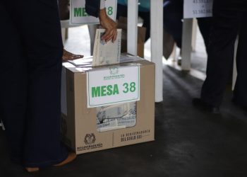 Segunda vuelta presidencial: arrancan las votaciones en el exterior con lupa de la MOE en 24 países
