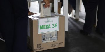 Segunda vuelta presidencial: arrancan las votaciones en el exterior con lupa de la MOE en 24 países