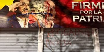 Denuncian actos de vandalismo contra sede de campaña de Abelardo De La Espriella en Bucaramanga