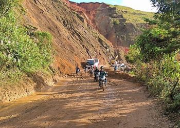 Reabren la vía Medellín–Quibdó tras superar emergencia por derrumbe