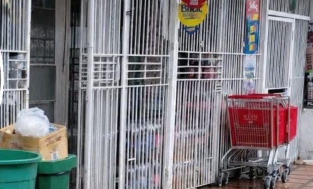 Policías de civil sorprendieron a presuntos atracadores en pleno centro de Santo Tomás