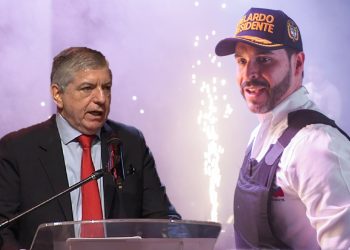 Gaviria mueve la bancada: el Partido Liberal reconoce a De la Espriella y le condiciona el apoyo a la Constitución del 91