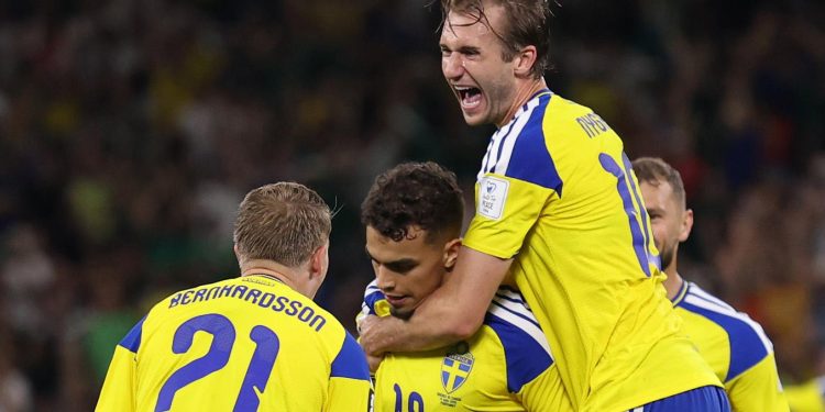 ¡Poder nórdico! Suecia aplasta 5-1 a Túnez y asume el liderato del Grupo F