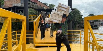 Avanza distribución de tarjetones para la segunda vuelta presidencial en Colombia