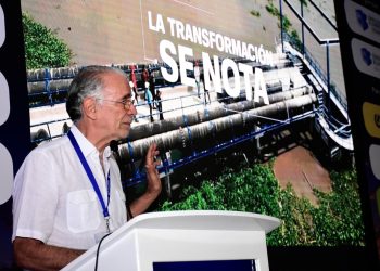 “A este Gobierno debemos llegar con proyectos listos para ejecutar”: gobernador Verano en Foro de la CCI