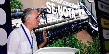 “A este Gobierno debemos llegar con proyectos listos para ejecutar”: gobernador Verano en Foro de la CCI