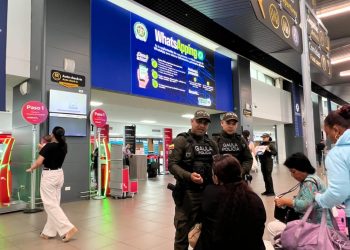 GAULA refuerza campañas contra la extorsión y el secuestro en el aeropuerto Ernesto Cortissoz