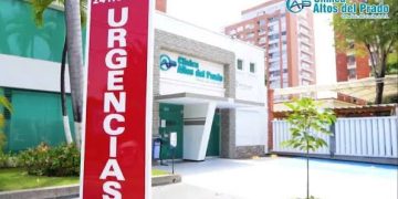 Grave denuncia de médicos: Clínica se niega a pagarles sueldos