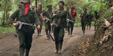 Alerta en colombia: crece 165% la presencia de grupos armados y contraloría pide reforzar inversión en defensa