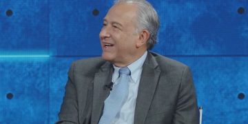 General (r) Óscar Naranjo ratifica autenticidad de archivos de ‘Raúl Reyes’ que menciona a Iván Cepeda y reabre debate político