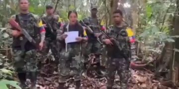 Disidencias de las Farc se atribuyen ataque múltiple en Remedios y anuncian ofensiva contra el Clan del Golfo