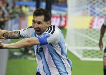Messi brilla con doblete ante Austria y firma nuevo récord histórico en Mundiales con Argentina