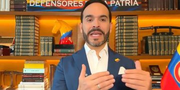 Abelardo de la Espriella anuncia que mantendrá comunicación directa con los colombianos durante el empalme