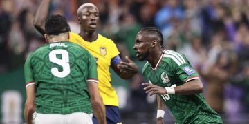 México volvió a sonreír en un Mundial: venció a Ecuador y clasificó a los octavos de final