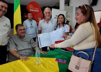 Atlántico alcanza 17.400 títulos de vivienda entregados y protege el futuro de las familias