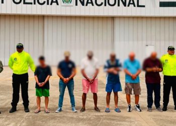 Caen 6 extraditables que camuflaban cocaína en vuelos privados desde el aeropuerto de Santa Marta