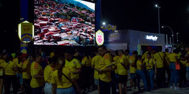 Barranquilla vuelve a vivir la fiesta del fútbol en el Gran Malecón con el fan zone para apoyar a Colombia ante Ghana