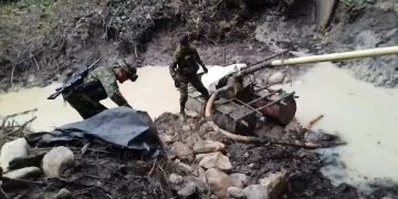 Ofensiva militar en Putumayo: Ejército destruye complejos de minería ilegal de la ‘Segunda Marquetalia’