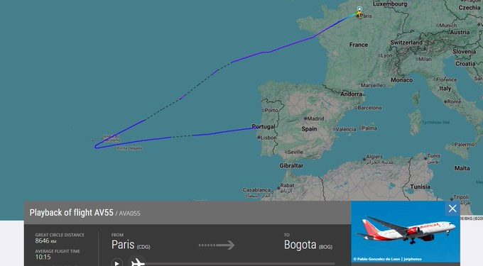 Vuelo de Avianca entre París y Bogotá declara emergencia y regresa a Europa