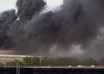 Emergencia en Zofia: Gigantesco incendio consume las instalaciones de la multinacional Oben Group en Galapa