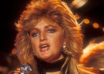 El último eclipse del corazón: adiós a la legendaria Bonnie Tyler y su voz de trueno