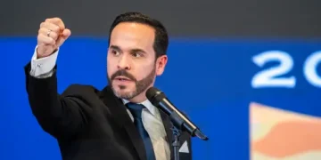 Equipo de De la Espriella consulta al Congreso posibilidad de posesión presidencial fuera de Bogotá