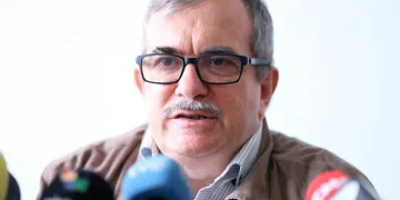 Retorno y comparecencia: ‘Timochenko’ se presenta ante la JEP tras polémico viaje a España
