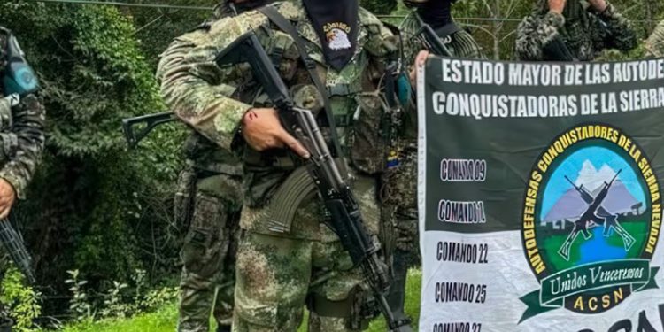El “Gobierno” a la fuerza de las ACSN: Imponen normas, trabajos forzados y extorsión en el Magdalena