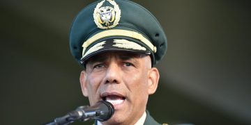Defensa del general (r) Zapateiro presenta nuevas pruebas para controvertir imputación por presunto acoso sexual