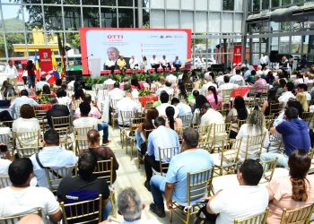 La paz y la autonomía de los territorios vuelven al centro del debate en los 35 años de la Constitución del 91