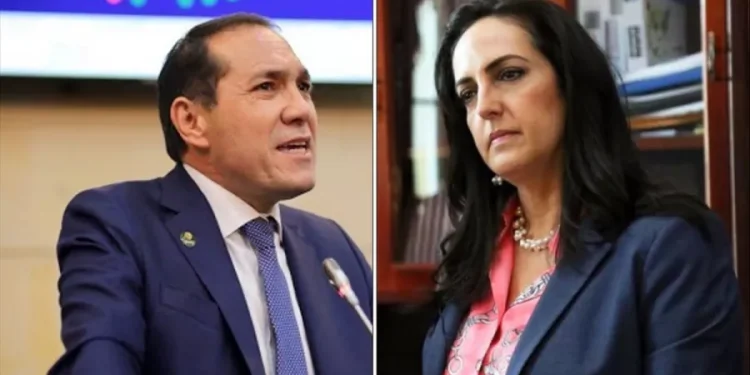 “Juez y parte”: María Fernanda Cabal enciende la polémica por doble función del ministro Antonio Sanguino