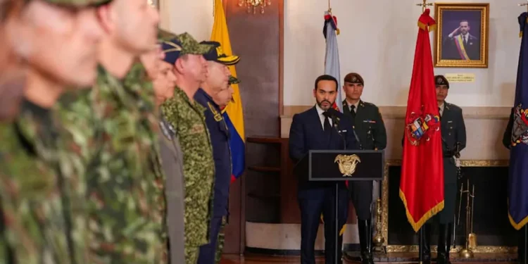 Cambio de cúpula militar sacude a las Fuerzas Armadas: 26 generales y almirantes saldrían por antigüedad