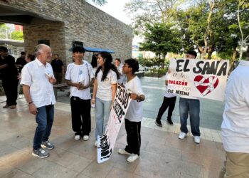 Estudiantes cristianos claman a los atlanticenses para que no declinen en ayudar a los damnificados por el terremoto