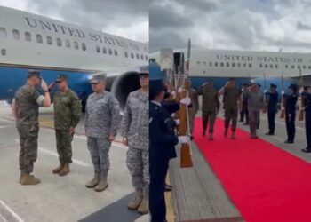 General Francis L. Donovan, jefe del Comando Sur de Estados Unidos, aterriza en Colombia para apretar el cerco militar contra los carteles
