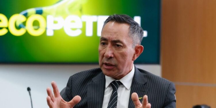 Ricardo Roa enfrenta imputación de cargos y búsqueda de negociación con la Fiscalía