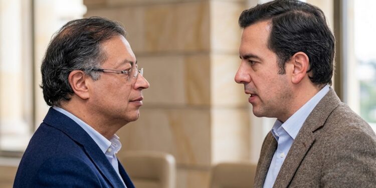 Rodrigo Lara le responde con dureza a Petro por defender a la primera línea: “Odio e ignorancia”