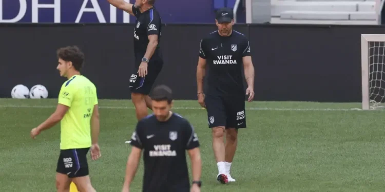 Simeone despeja las dudas sobre Julián Álvarez: seguirá en el Atlético