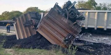Atentado con explosivos descarrila tren de Drummond con más de 150 vagones en el Cesar