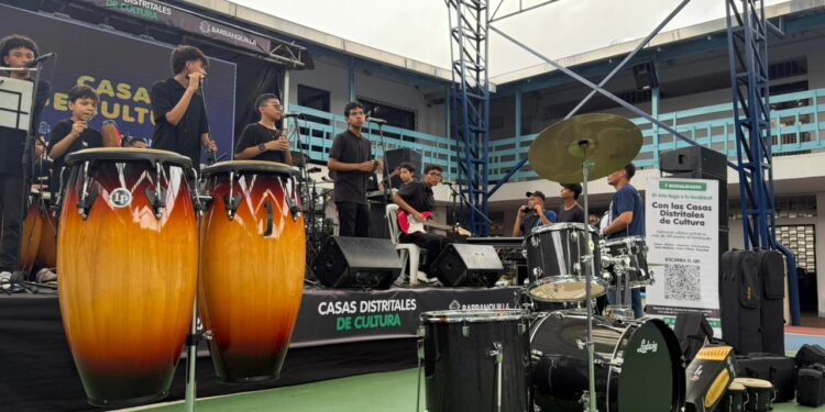Con inversión de casi $2.000 millones, alcalde Char fortalece el talento desde las Casas de cultura