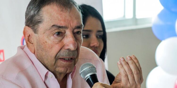 Cambio Radical se pone la camiseta del Gobierno: Fuad Char confirma respaldo a De La Espriella