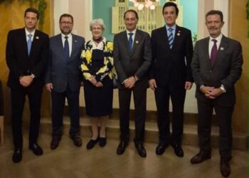 Colombia fortalece su agenda regional: Restrepo se reúne con representantes de México, Chile y Perú