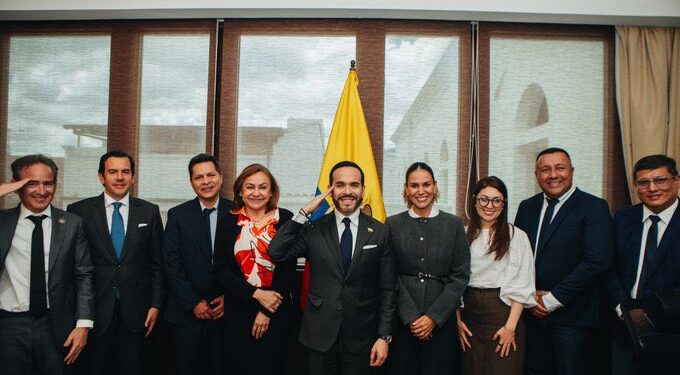 Abelardo de la Espriella respalda continuidad de César Loza en la junta directiva de Ecopetrol