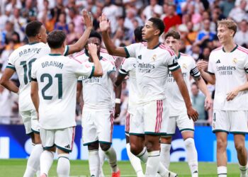 El Real Madrid golea 4-0 al Málaga CF en el Bernabéu y firma un pleno de victorias en LaLiga