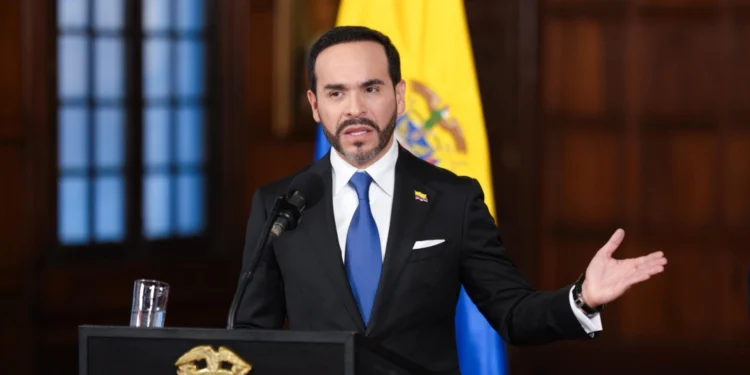 Fuerzas Militares reportan más de 20 muertos y 700 capturados en el primer mes de gobierno de De La Espriella