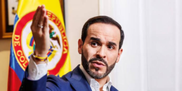 Abelardo De La Espriella anuncia millonario aporte tras desastre: “Colombia unida es capaz de levantarse de cualquier adversidad”