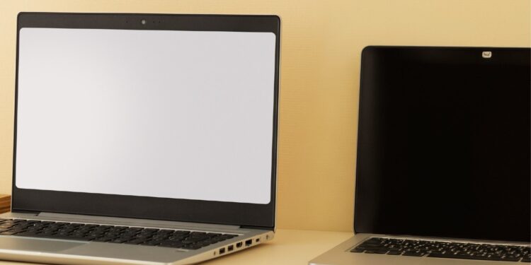 Alertas de la Procuraduría frenaron compra de computadores para Educar