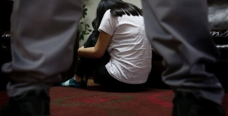 Procuraduría destituyó e inhabilitó por 17 años a docente en Medellín, por actos sexuales abusivos a dos estudiantes