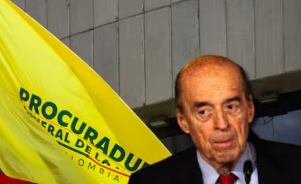 Álvaro Leyva recibe otra sanción de la Procuraduría y acumula 26 años de inhabilidad