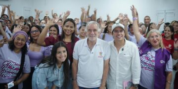Gobernador Verano entregó la Casa de la Mujer Empoderada y un Punto Violeta Seguro en Polonuevo